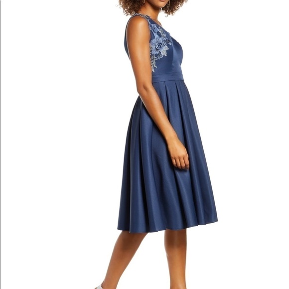 Nwt CHI CHI LONDON Appliqué Fit Flare Party Dress Navy 4 - Picture 2 of 14